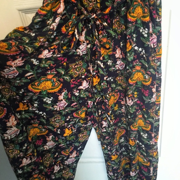 Elodie Summer Onesie - Picture 6 of 7